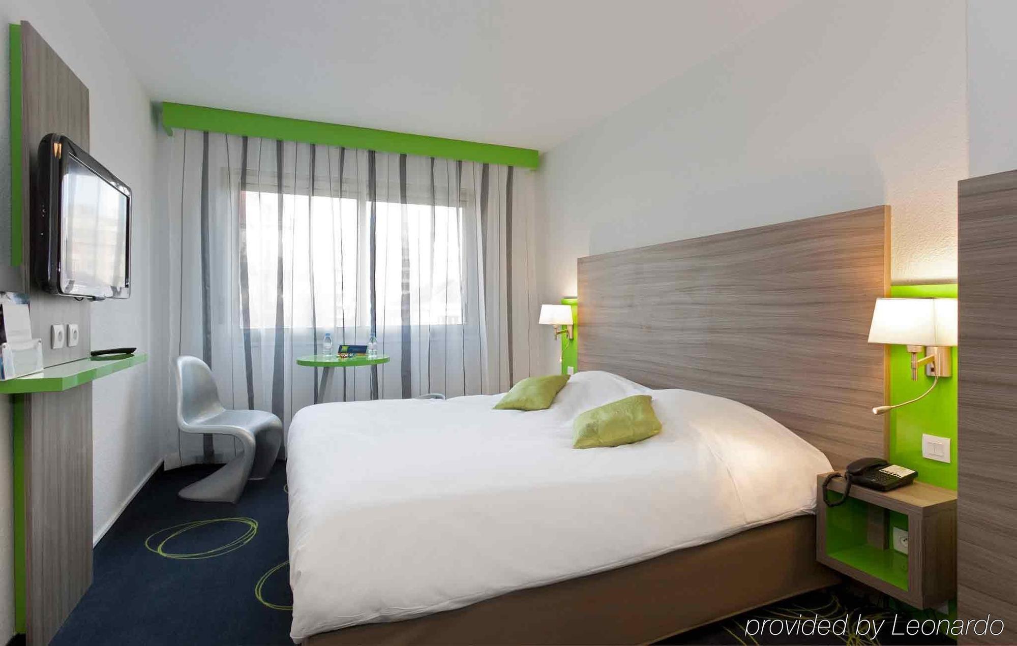 Ibis Styles Grenoble Centre Gare Hotel Exterior photo